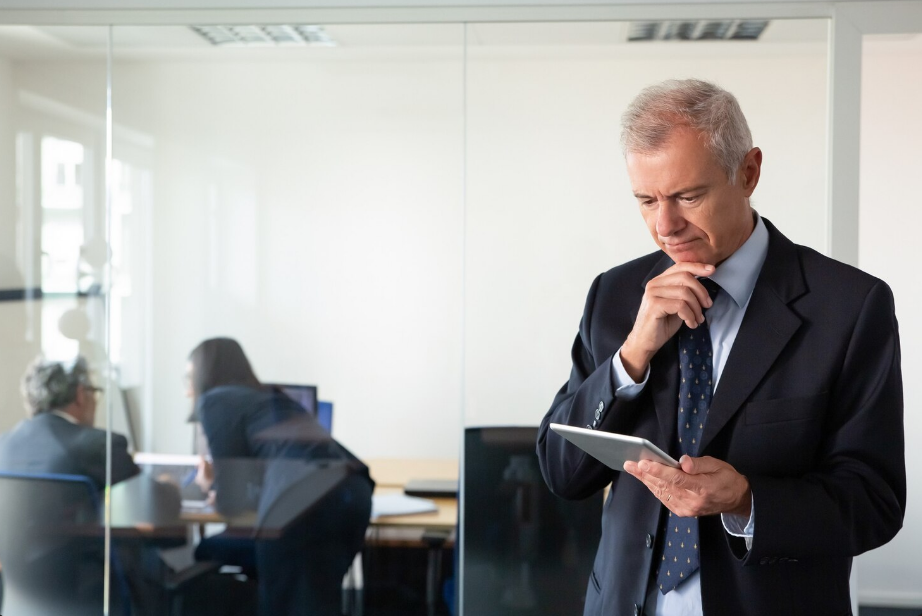 Nesep, Babalık, Evlat Edinme Davaları